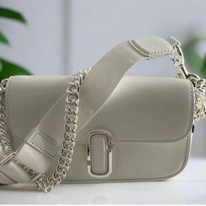 Marc Jacobs Cream Crossbody Bag with Silver Chain
